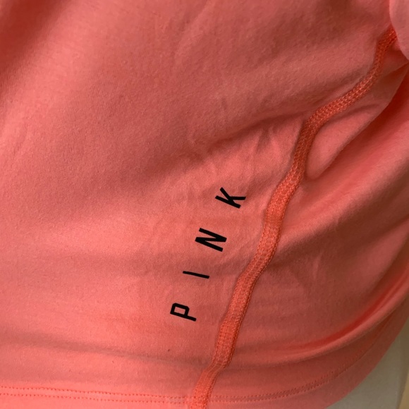 SOLD 🚨Pink Super Soft Cropped Yoga Top - Picture 4 of 5